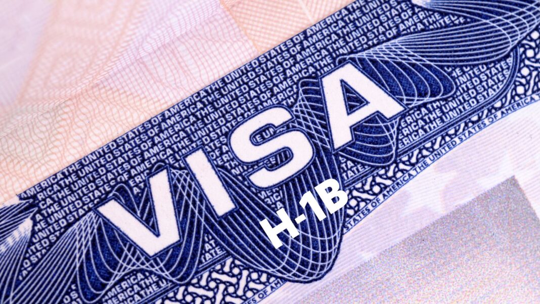 El costo de las visas H-1B bajo Trump impulsa a Chihuahua como opción estratégica para nearshoring y centros de servicios compartidos con talento calificado.