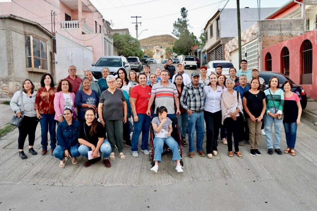 Imagen de la zona urbana de Chihuahua utilizada como contexto del recorrido realizado por la diputada Carla Rivas en la colonia Cumbres del Sur.