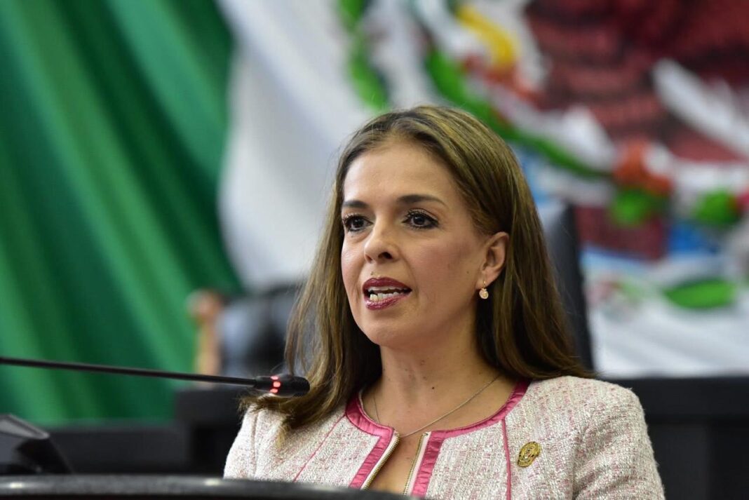 “Vergüenza a nivel nacional: Ciudad Juárez, la capital del bache” Diputada Xóchitl Contreras exige atención real y propone soluciones para las calles de Juárez