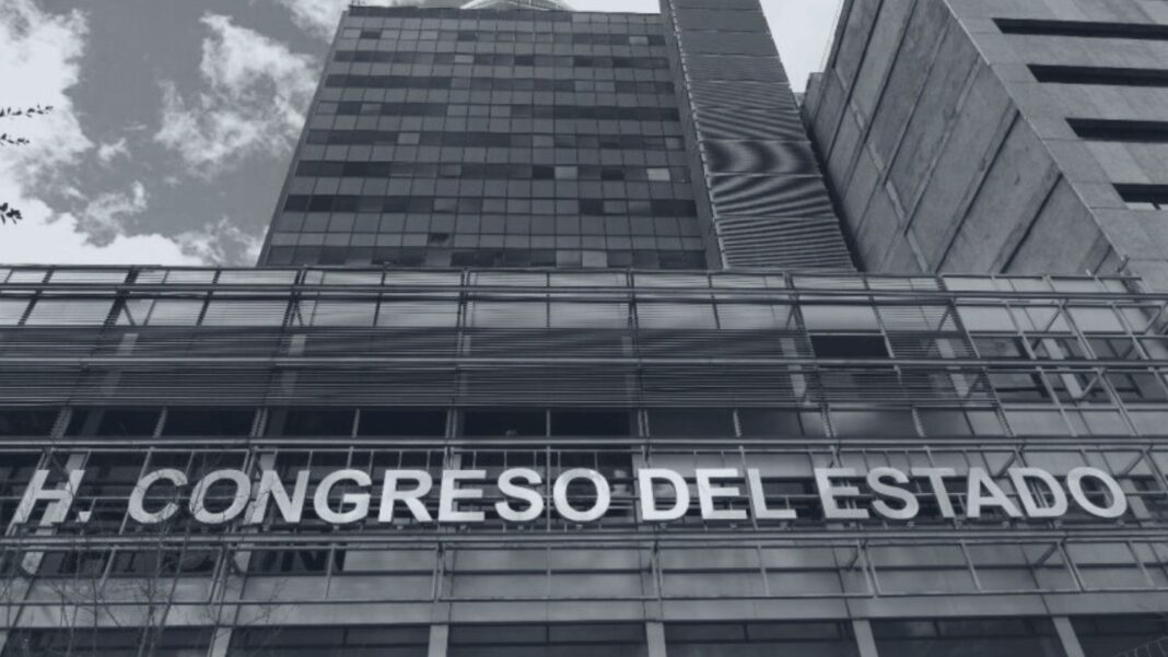 Diputados de Chihuahua aprueban declarar 2026 como Año del Bicentenario de la Abolición de la Esclavitud, destacando el valor histórico de este decreto de 1826.