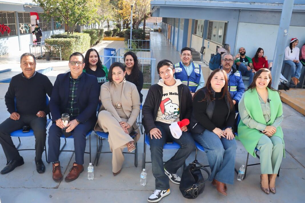 Refrenda diputada apoyo a la educación