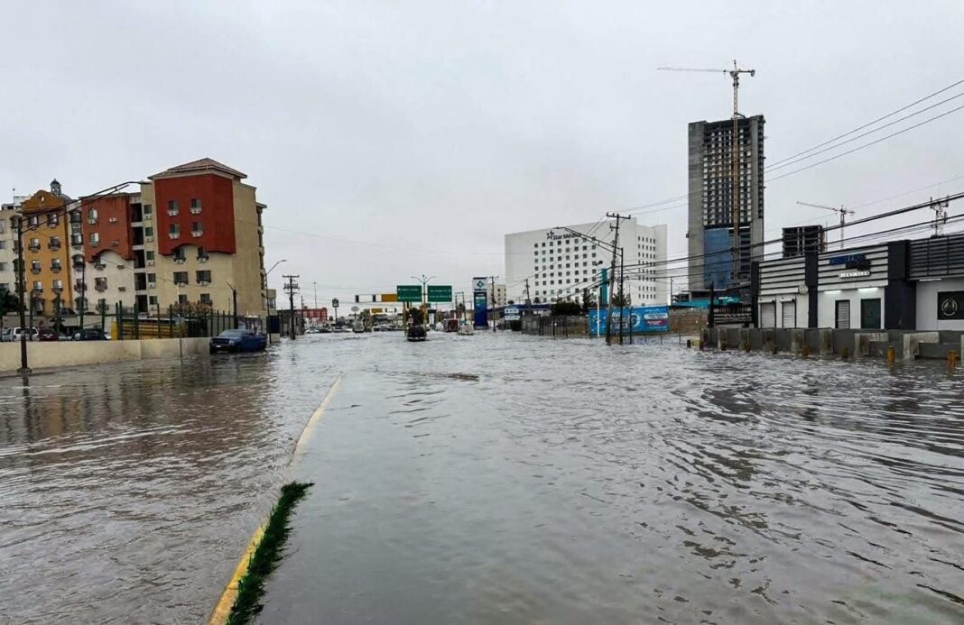La diputada Xóchitl Contreras, del PAN, lanza un reto público al presidente municipal de Ciudad Juárez, Cruz Pérez, para acudir al Quinto Distrito y escuchar a los ciudadanos sobre el aumento al impuesto predial.