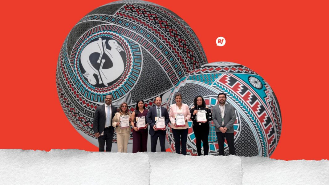 Artesanas y artesanos de Mata Ortiz elaboran piezas de cerámica tradicional reconocidas internacionalmente desde Chihuahua.