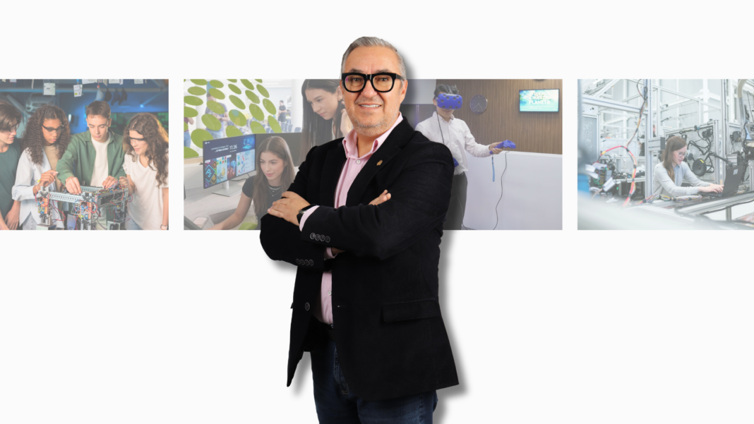El momento que vive Chihuahua Jesús García, subsecretario de Innovación, Competitividad y Desarrollo Empresarial, explica las estrategias para fortalecer el talento, la innovación y la manufactura avanzada en Chihuahua.