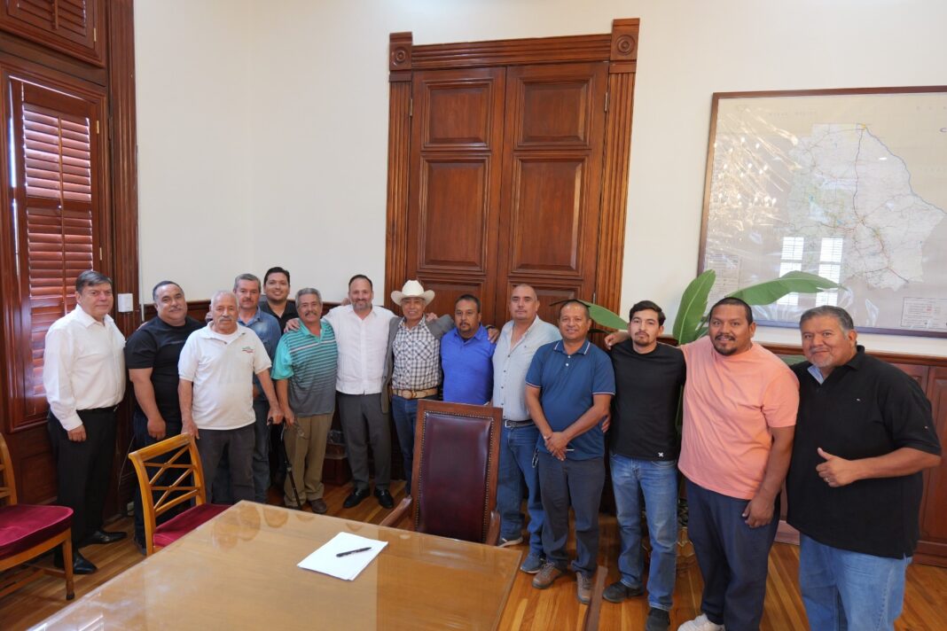 Más transporte, más oportunidades para Camargo Nuevas unidades de taxi fortalecerán el servicio de transporte público en Camargo, Chihuahua.