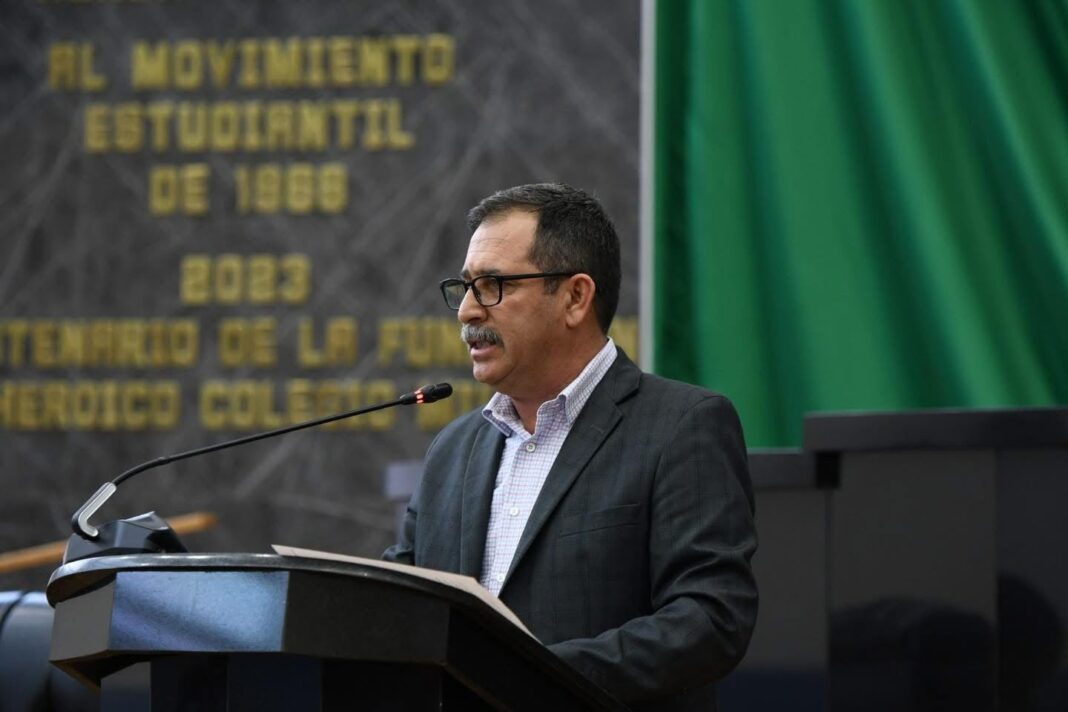 El diputado Jaime Torres Amaya habla sobre la reapertura de la exportación de ganado a Estados Unidos y la importancia de reforzar la vigilancia sanitaria para proteger al sector ganadero de Chihuahua.