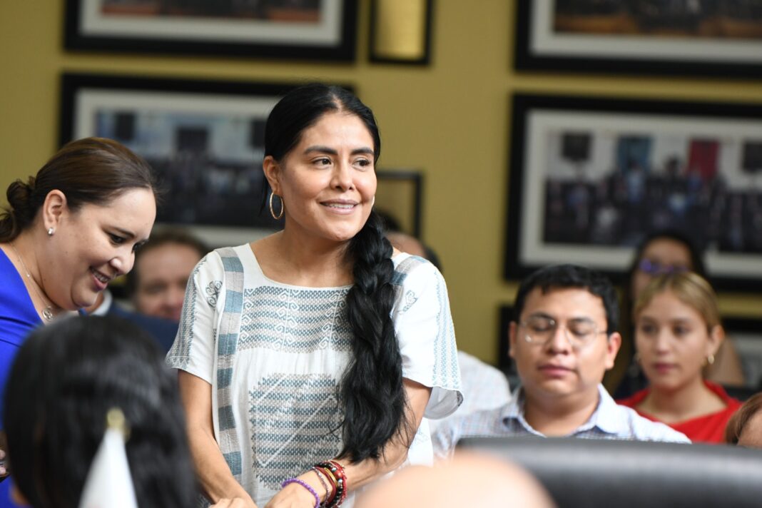 Congreso de Chihuahua endurece la ley contra quienes promuevan uniones forzadas con menores Congreso de Chihuahua fortalece la ley contra la cohabitación forzada de menores de edad.